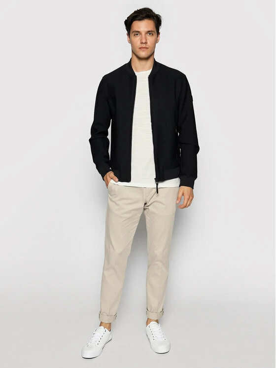 JOOP! Άνδρες Μπουφάν Bomber Μπόμπερ μπουφάν 17 Jo-120Chesco 30026903 Σκούρο μπλε Regular Fit 2 JOOP! Άνδρες Μπουφάν Bomber Μπόμπερ μπουφάν 17 Jo-120Chesco 30026903 Σκούρο μπλε Regular Fit - Image 2